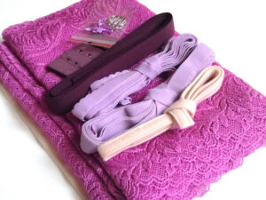 Přečtete si více ze článku Kde koupit materiály na šití podprsenky